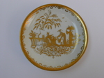 Untertasse bemalt mit Gold-Chinesen