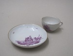 Teetasse mit mythologischen Szenen (Juno mit Pfau)