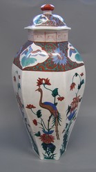 Deckelvase, 1 von 4