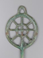 bronzene Doppelradnadel