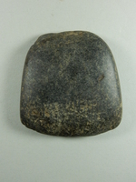 trapezförmiges Steinbeil