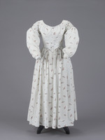 Kleid mit Streublumen