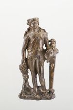 Dionysos/ Bacchus, auf Satyr / Silen-Herme gestützt; einem Panther (?) Trauben reichend