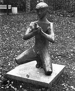 Junge mit Taube