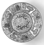 Teller mit Drachen und Glücksperlen