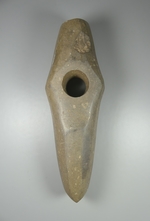 facettierte Steinaxt